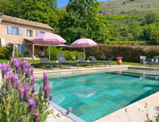 Gites-a-louer-le-mas-de-la-source-tourrettes-sur-loup-alpes-martimes-france-18