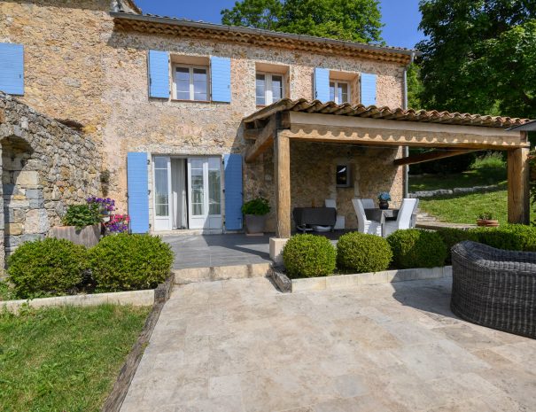 Gites-a-louer-le-mas-de-la-source-tourrettes-sur-loup-alpes-martimes-france-7